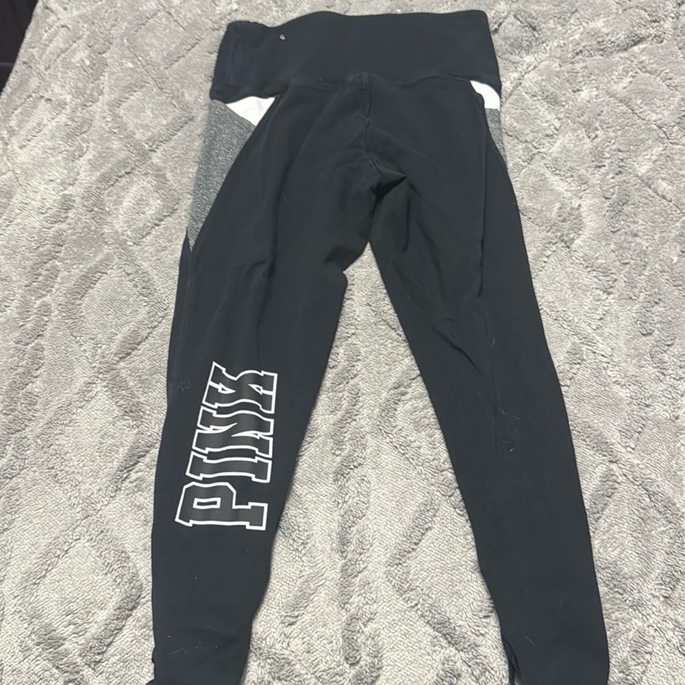 Victoria’s Secret leggings size medium PINK style